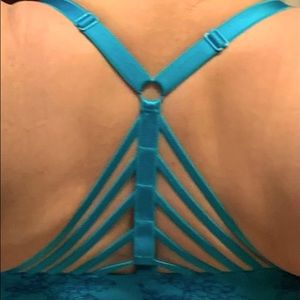 Racer-Back Strappy Lace Push-up